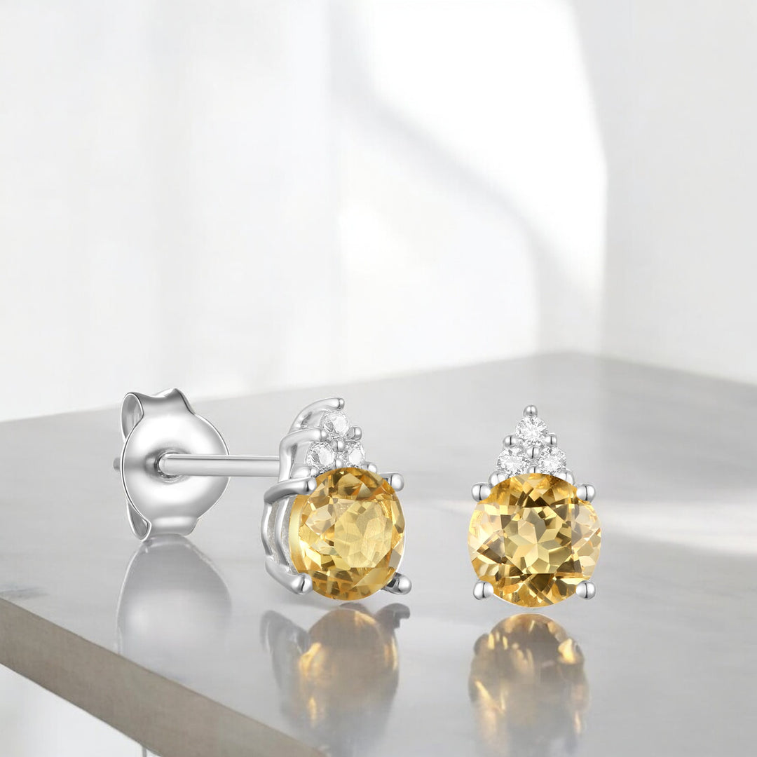 Elegant 14K Gold Stud Earrings with Diamonds and Citrine – 4.5mm Stone