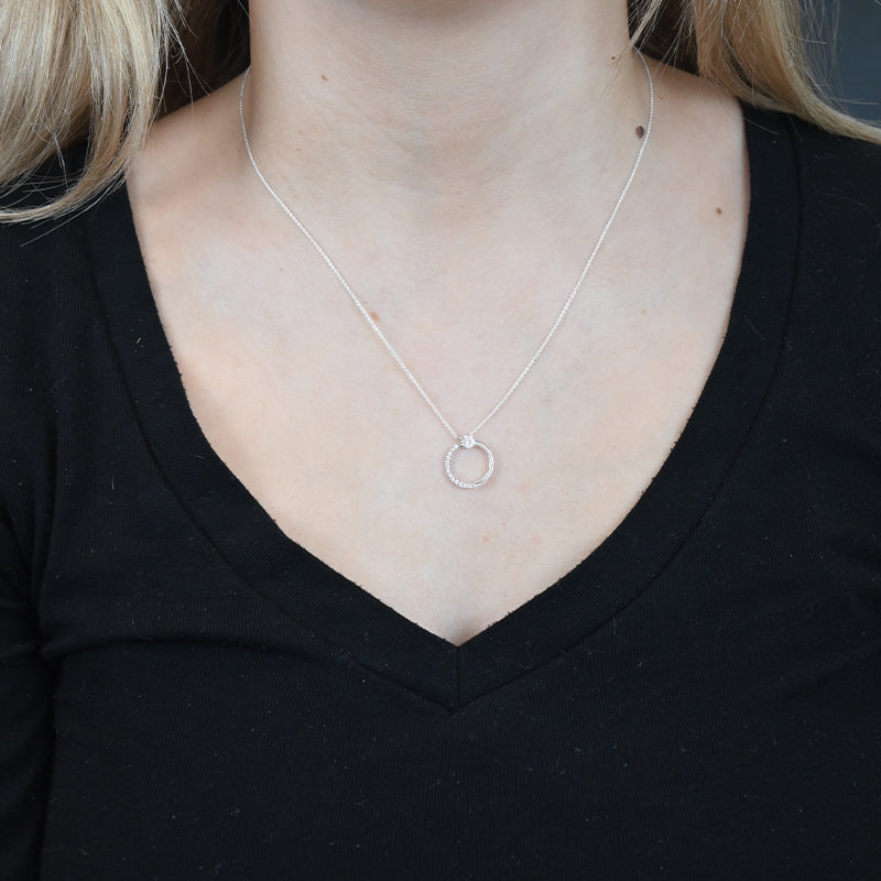 Sterling Silver 1/5 ct tw Diamond Open Circle Pendant with 18" Chain (I-I2)