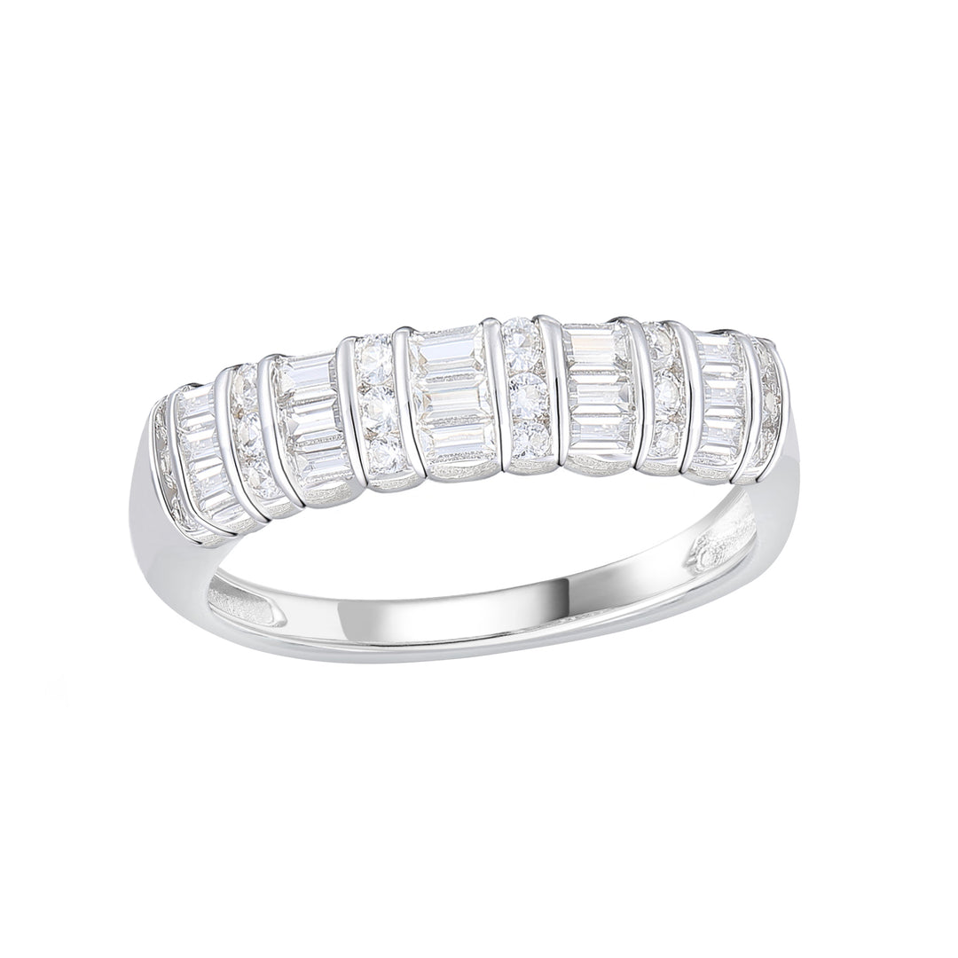 10K White Gold 3/8 ct tw Round and Baguette Band Ring (I-I2)