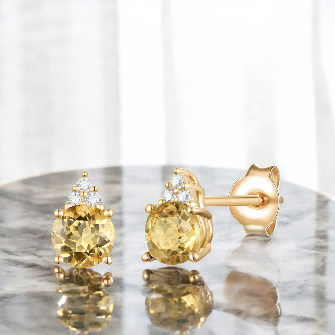 Elegant 14K Gold Stud Earrings with Diamonds and Citrine – 4.5mm Stone