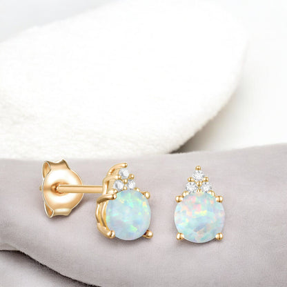 Elegant 14K Gold Stud Earrings with Diamonds and Opal – 4.5mm Stone