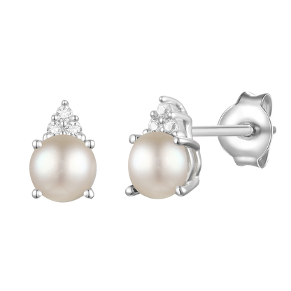 Elegant 14K Gold Stud Earrings with Diamonds and Pearl – 4.5mm Stone