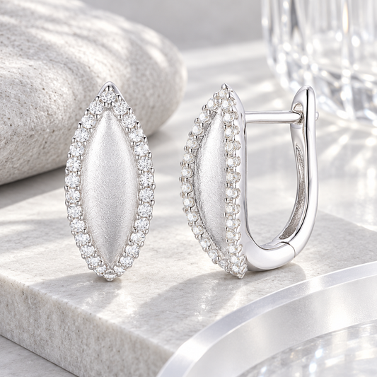 10K White Gold 1/4 ct tw Diamond Satin Leaf Hinged Hoop Earring (I-I2)