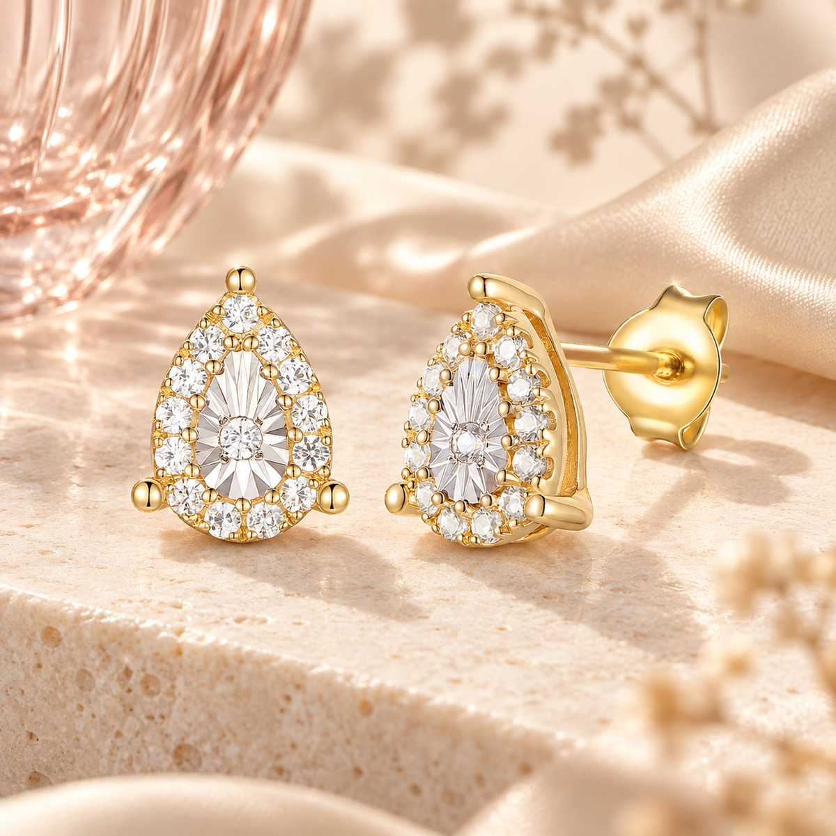14K Yellow Gold over Sterling Silver 1/5 ct tw Diamond Miracle Plate Pear Shape Earring (I-I2)