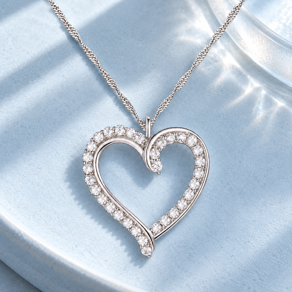10K White and Yellow Gold 1/3 CTTW  lab grownDiamond F - G / VS1 - VS2 Solitaire Heart Shape Necklace